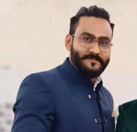निशू खान ने मॉडलिंग, डिजिटल मीडिया में बनाई खास पहचान