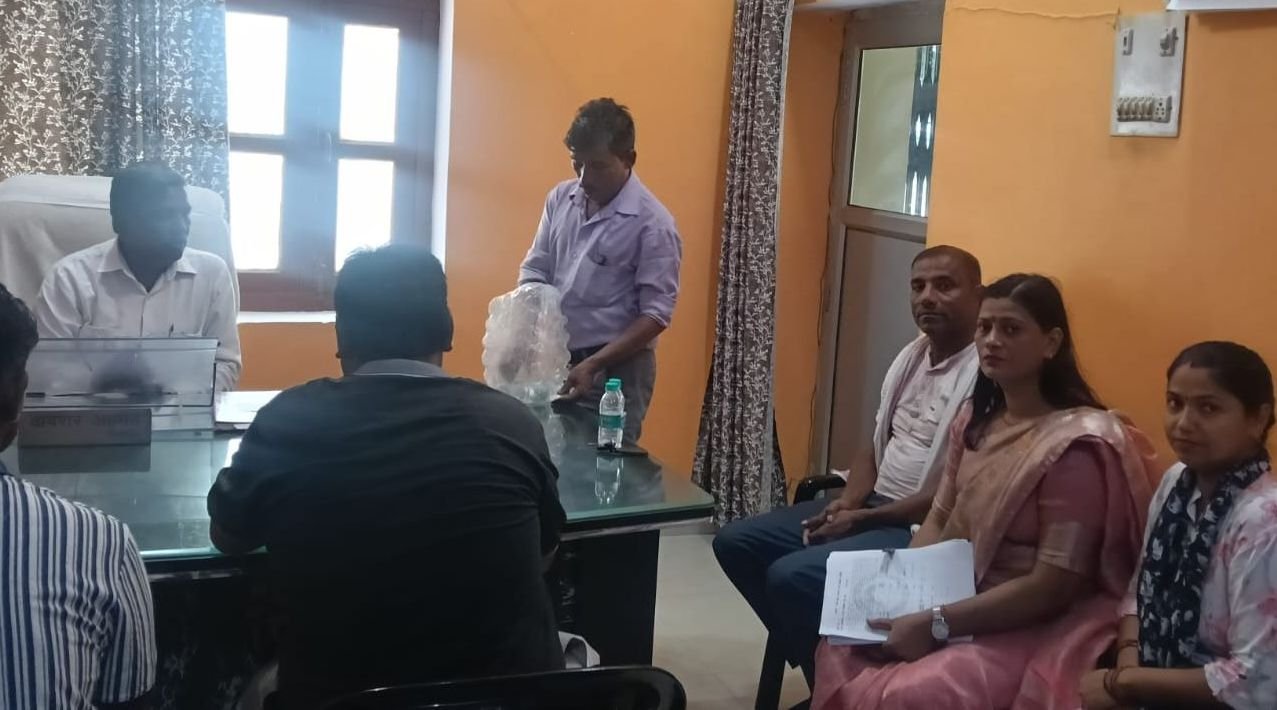 बिसौली, मुड़िया व फैजगंज बेहटा में वार्ड बाल कल्याण एवं संरक्षण समिति की बैठक