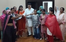 रक्षाबंधन पर बेटियों ने आबिद रज़ा को बांधी राखी