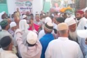 उर्स में चादरपोशी व कव्वाली की सजी महफिल