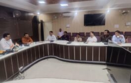 शिक्षक चुनाव के मतदेय स्थलों पर राजनीतिक दलों से लिया सुझाव