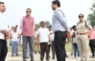 मंडलायुक्त ने बाढ़ प्रभावित क्षेत्र में स्थिति का लिया जायज़ा