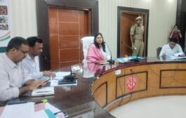 सीडीओ ने अधिकारियों को दिए कार्य में सुधार लाने के निर्देश
