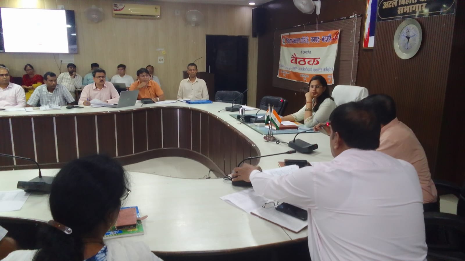 स्वास्थ्य सेवाओं की समीक्षा, सीडीओ ने दिए निर्देश