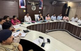 जनगणना-2027 के द्वितीय चरण को सफलतापूर्वक सम्पन्न कराएं अधिकारी: डीएम