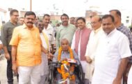 शिविर में दिव्यांगजनों को सहायक उपकरण वितरित